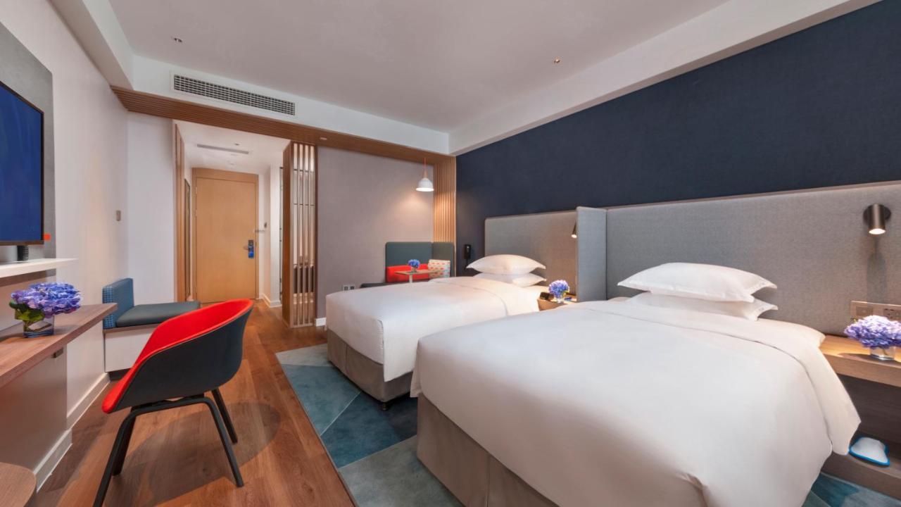 Holiday Inn Express Qiliping By Ihg Эмэйшань Экстерьер фото
