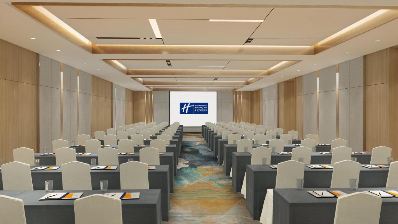 Holiday Inn Express Qiliping By Ihg Эмэйшань Экстерьер фото