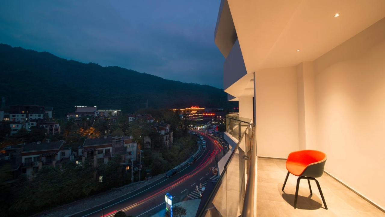 Holiday Inn Express Qiliping By Ihg Эмэйшань Экстерьер фото